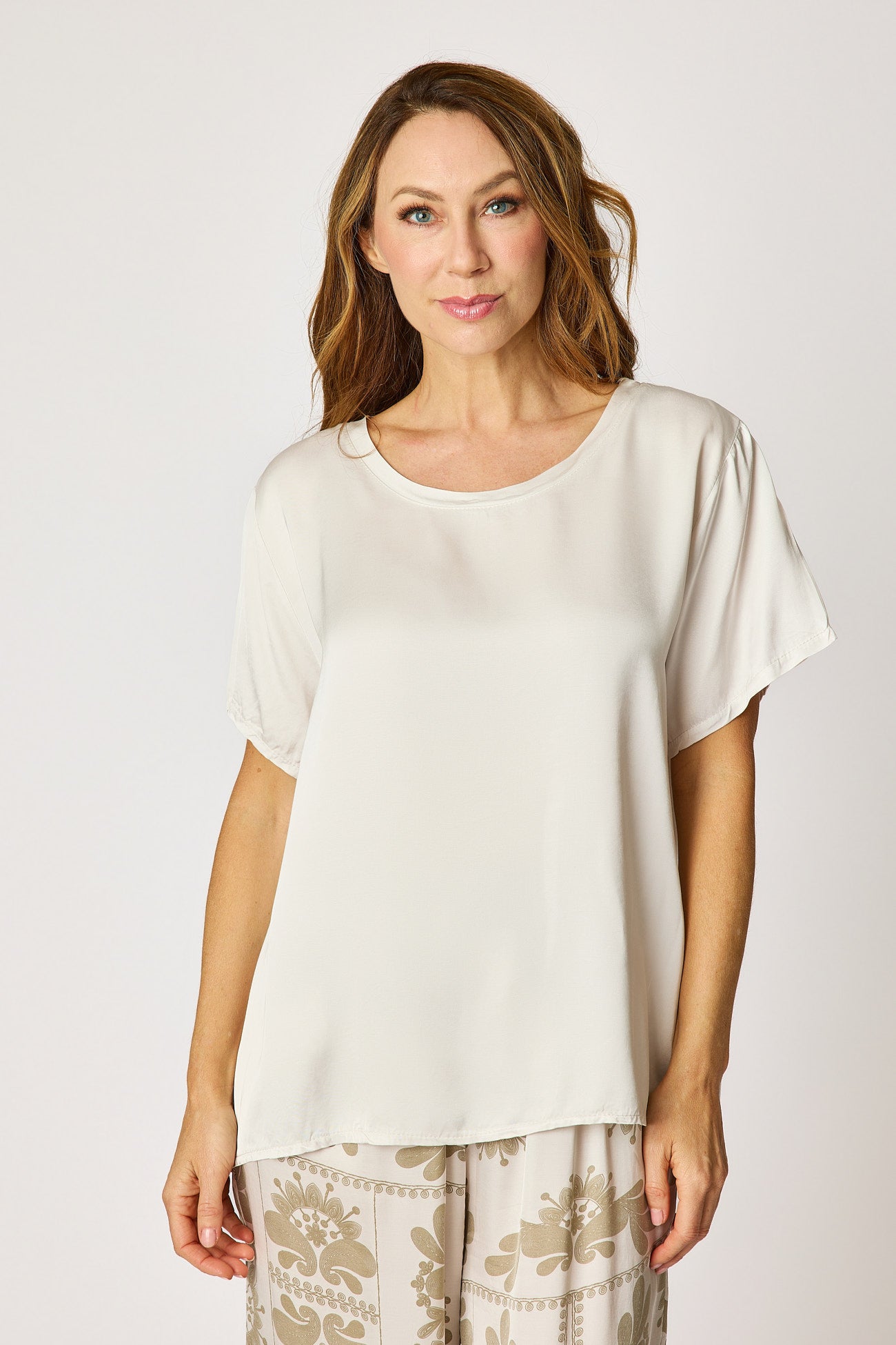 Crew Neck Satin Short Sleeve Blouse